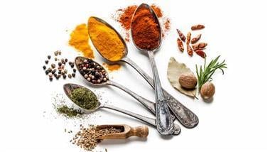 How Curcumin Targets Cancer